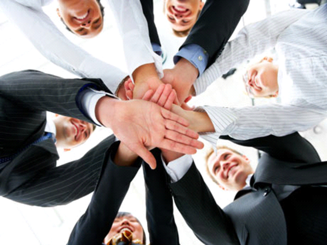 1980 Administración de recursos humanos.