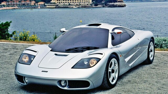 McLaren F1 – 386 km/h
