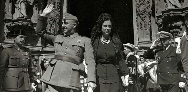 La apertura al exterior (1951-1959)