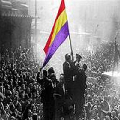 Timeline: La Segunda República. La Constitución de 1931. Política de reformas y realizaciones culturales. Reacciones antidemocráticas.