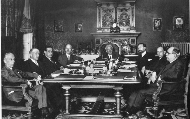 Constitución del Gobierno Presidido Provisional por Alcalá Zamora