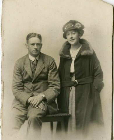 Agatha and Archie Marry