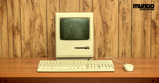 o software é um conjunto de dados ou instruções que informam a um mecanismo como trabalhar.