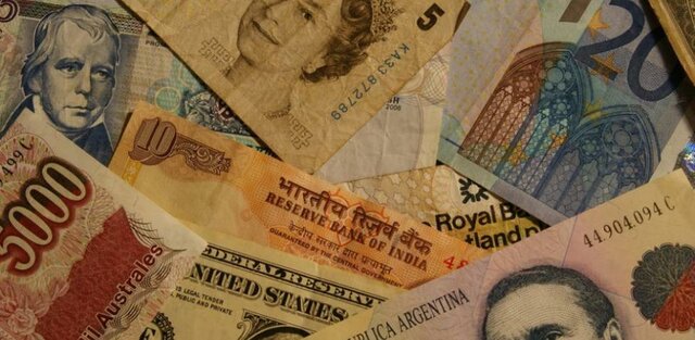 Cada país emite su moneda.