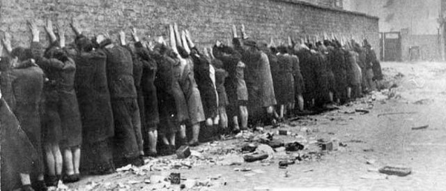 Els nazis amb el gueto