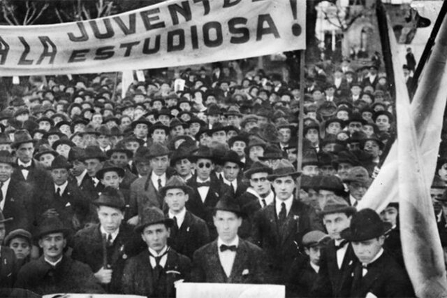 Renovación universitaria (1955-1966)