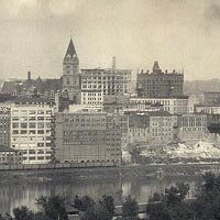 F. Scott Fitzgerald moves back to St. Paul