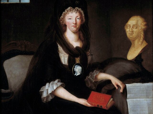 Marie Antoinette is beheaded