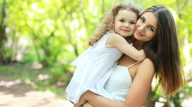 Timeline: BIO COMO HIJA
