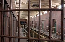 Lutte parlementaire sur le financement des prisons