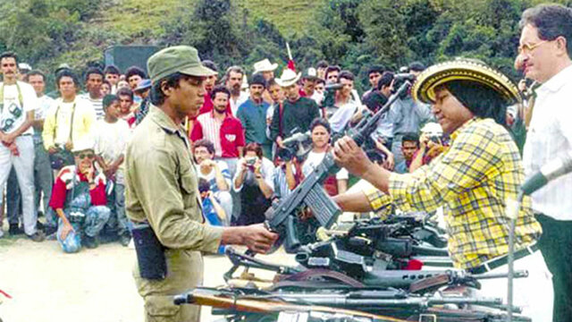 Desmovilización EPL