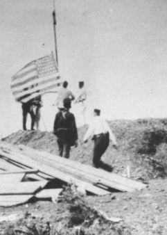 Spanish surrender the Philippines