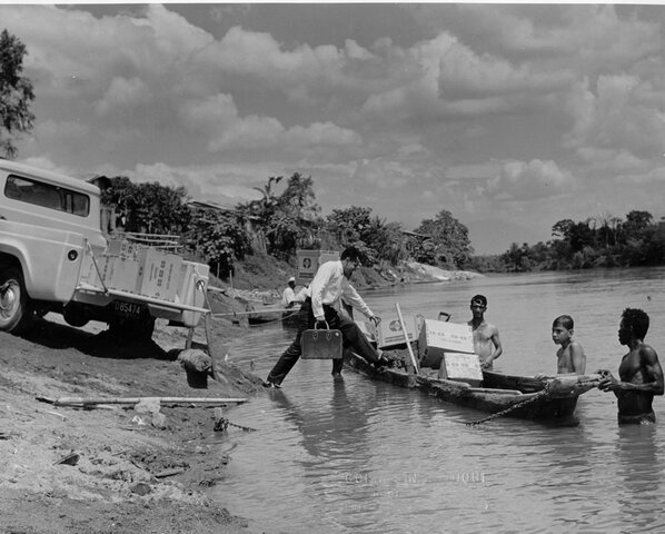 TRANSPORTE Y COMUNICACIONES