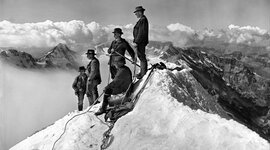 Timeline: Tourism_e91v