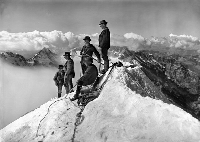 Первый этап развития туризма в России