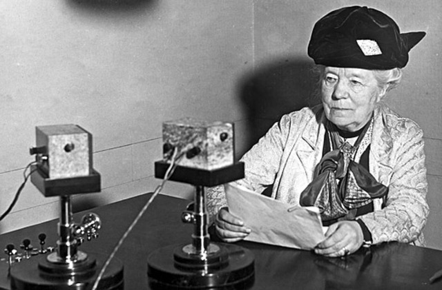 första kvinna invald i Svenska Akademien.