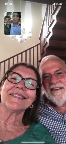 Videochamada com os avós - ABC do Lucas