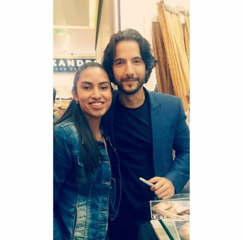 CONOCI A CARLOS TORRES