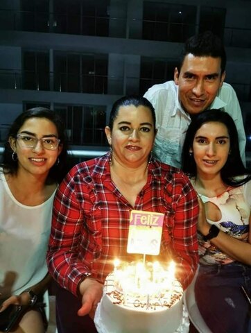 CUMPLEAÑOS DE MI MAMÁ