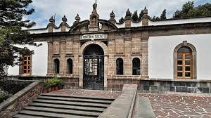 Recorridos históricos por la ciudad