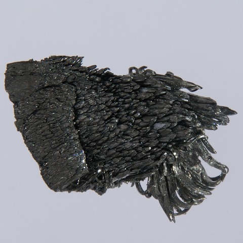 Yttrium (Y)