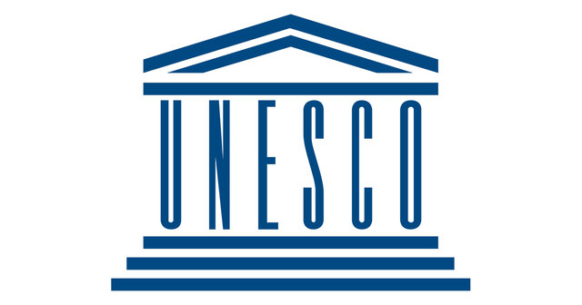 La UNESCO hace la Declaración Mundial sobre Educación para Todos