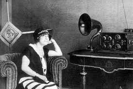 Primera trasmisión de radio