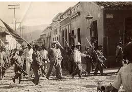 Anastasio Bustamante, presidente de México, impulsa la industrialización.