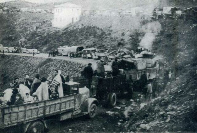 Las tropas franquistas lanzan una ofensiva contra Cataluña.