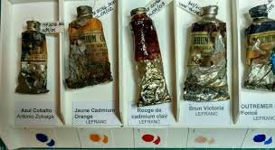 Tubos de pintura de metal