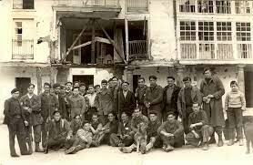 Los franquistas conquistan Bilbao y el resto de los territorios vascos que no se hallaban bajo su control.