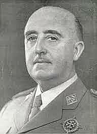 El general Francisco Franco decide destinar una importante parte de sus fuerzas para liberar a los rebeldes asediados en el Alcázar de Toledo. Franco concentra el poder entre los sublevados: es designado generalísimo y jefe del gobierno.