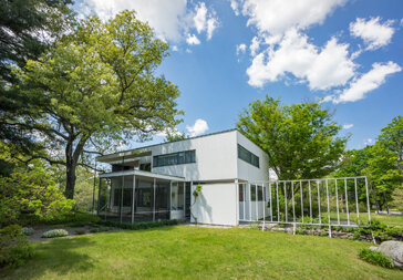 HISTORIC NEW ENGLAND GROPIUS HOUSE