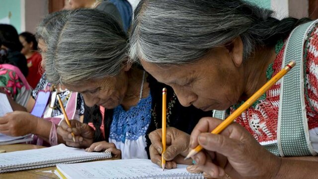 Ley de emergencia para iniciar la Campaña Nacional contra el Analfabetismo