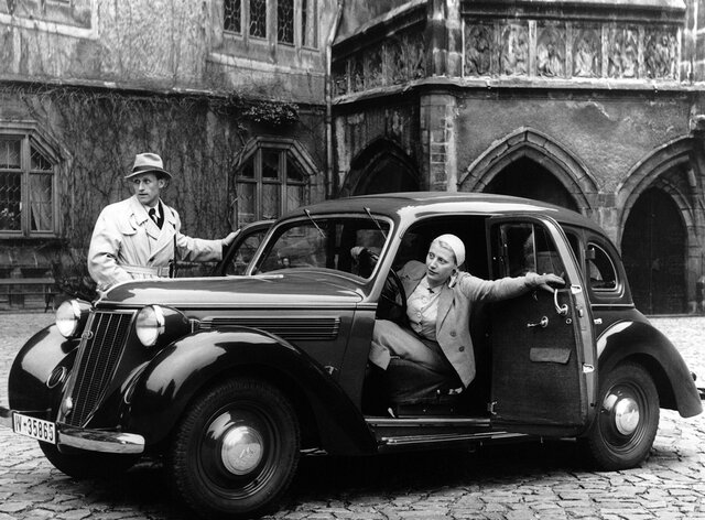 Первый клуб автопутешественников