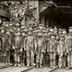 Ninos trabajadores de una fabrica en la inglaterra victoriana