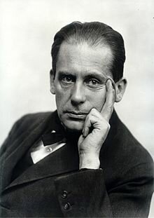 WALTER GROPIUS