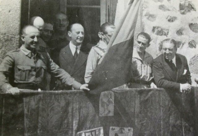 Franco toma Cáceres y Toledo. Liberación del Alcázar (28 septiembre)