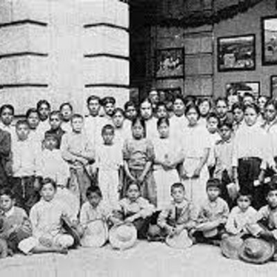 Timeline: RECONSTRUCCIÓN NACIONAL