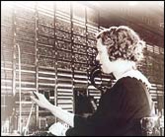 Primera central automática