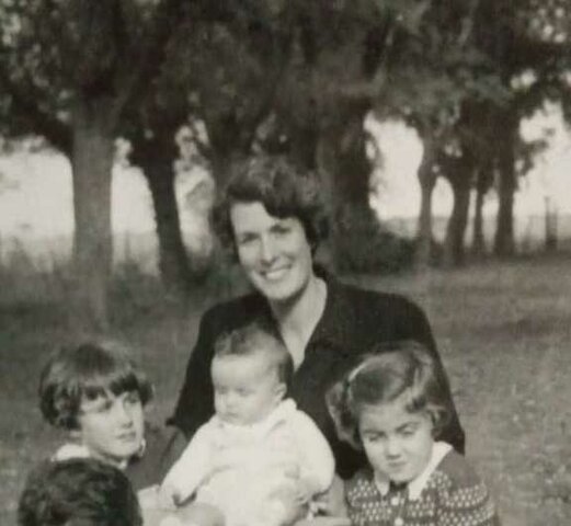 María Isabel Edelmira Agustina Mendez's birth