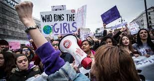 Derechos a la mujer.