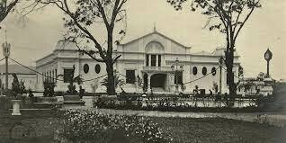 el palacio del centenario