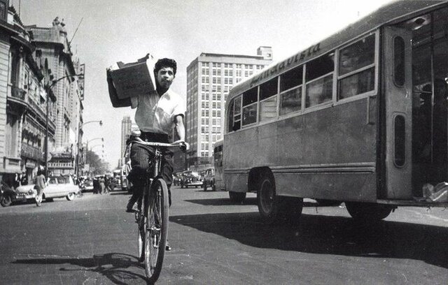 Jóvenes buscando su formación