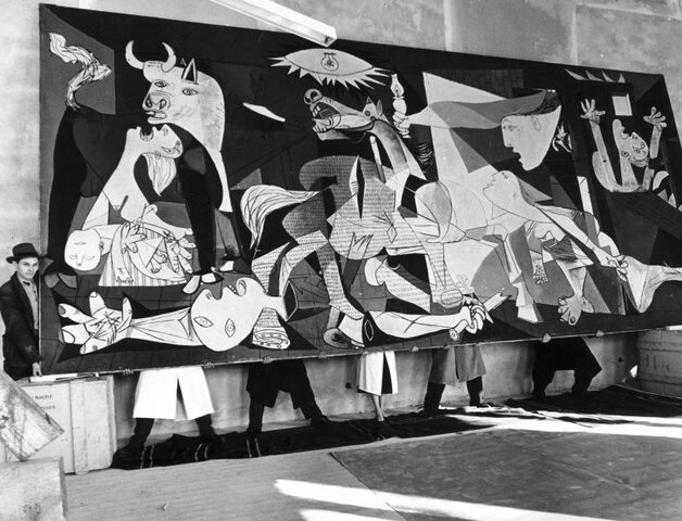 BOMBARDEO DE GUERNICA