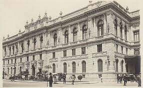 Creación del quinto ministerio de relaciones interiores.