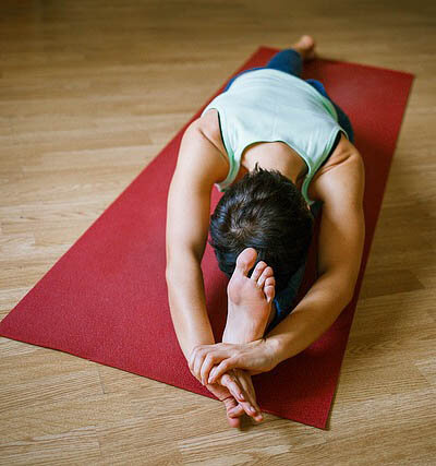 YOGA (TERAPIA NATURALES)