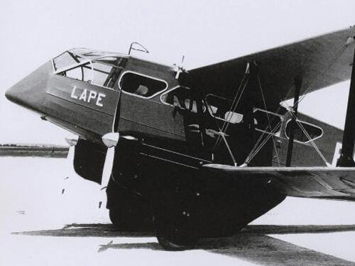 Franco sale de Canarias a Tetuán en el Dragón Rapide