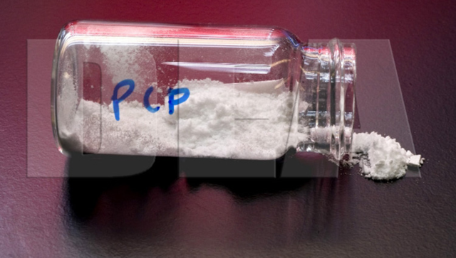 FENCICLIDINA ( P.C.P. O POLVO DE ANGEL)