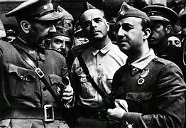 El general Francisco Franco decide destinar una importante parte de sus fuerzas para liberar a los rebeldes asediados en el Alcázar de Toledo. Franco concentra el poder entre los sublevados: es designado generalísimo y jefe del gobierno.